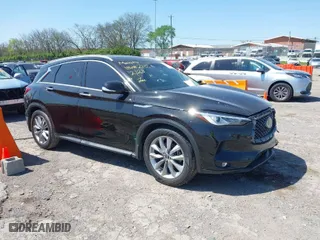 2019 Infiniti QX50 LUXE with VIN 3PCAJ5M31KF128562, listed as a IAAI auction lot 41965402 with 61,664 mi miles. Bid and sale history available at carsss.com. Image 14.