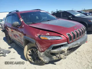 2015 Jeep Cherokee Trailhawk z VIN 1C4PJMBBXFW615145, wystawiony jako Copart lot #47294225 z przebiegiem 99 662 mil mil oraz Szkoda całkowita • Salvage title. Historia ofert i sprzedaży dostępna na DreamBid. Obrazek 4.
