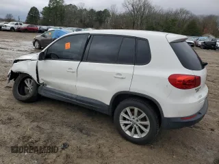 2014 Volkswagen Tiguan SE with VIN WVGAV3AX9EW549330, listed as a Copart auction lot 86750414 with 122,622 mi miles and Clean title. Bid and sale history available at DreamBid. Image 2.
