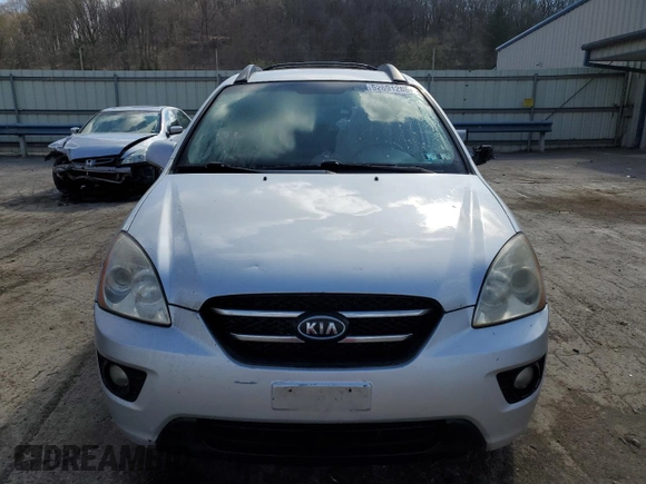 2008 Kia Rondo LX with VIN KNAFG526887129060, listed as a Copart auction lot 52691285 with 130,977 mi miles and Salvage Title. Bid and sale history available at carsss.com. Image 5.