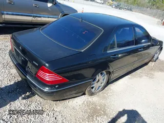 2003 Mercedes-Benz S-Class 4.3L with VIN WDBNG70J33A366275, listed as a IAAI auction lot 41856172 with 1 mi miles. Bid and sale history available at carsss.com. Image 4.
