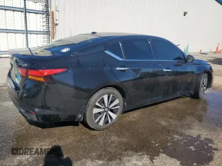 2019 Nissan Altima 2.5 SV with VIN 1N4BL4DV0KC138562, listed as a Copart auction lot 48052715 with 109,492 mi miles and Salvage Title. Bid and sale history available at carsss.com. Image 3.