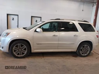 2011 GMC Acadia Denali z VIN 1GKKVTED8BJ325536, wystawiony jako IAAI lot #42246373 z przebiegiem 185 972 mil mil oraz . Historia ofert i sprzedaży dostępna na DreamBid. Obrazek 14.