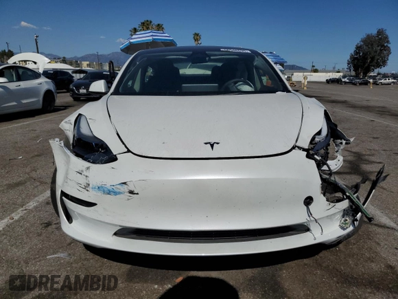 2023 Tesla Model 3 z VIN 5YJ3E1EA5PF401240, wystawiony jako Copart lot #56548895 z przebiegiem 25 188 mil mil oraz Szkoda całkowita • Salvage title. Historia ofert i sprzedaży dostępna na DreamBid. Obrazek 5.