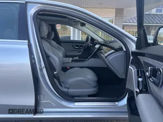2022 Mercedes-Benz S 580 z VIN W1K6G7GB5NA078108, wystawiony jako IAAI lot #42130129 z przebiegiem 63 591 mil mil oraz . Historia ofert i sprzedaży dostępna na DreamBid. Obrazek 5.