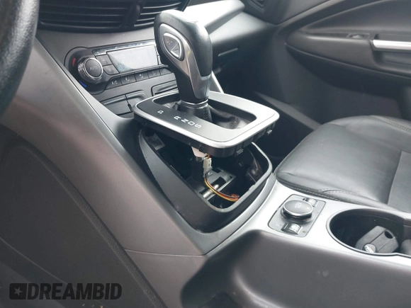 2014 Ford Escape SE with VIN 1FMCU9GX4EUB09341, listed as a IAAI auction lot 42398890 with 117,541 mi miles and . Bid and sale history available at DreamBid. Image 13.
