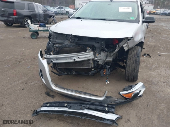 2012 Ford Edge SE with VIN 2FMDK3GC6CBA71716, listed as a IAAI auction lot 41722603 with 150,013 mi miles. Bid and sale history available at carsss.com. Image 6.