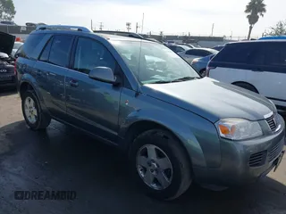 2007 Saturn VUE V6 with VIN 5GZCZ534X7S870415, listed as a IAAI auction lot 41686674 with 128,926 mi miles. Bid and sale history available at carsss.com. Image 1.