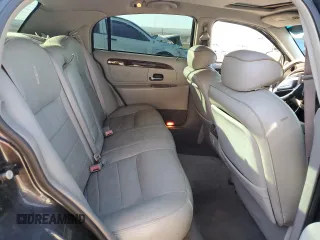 2002 Lincoln Town Car Signature z VIN 1LNHM82W02Y611525, wystawiony jako Copart lot #81514784 z przebiegiem 123 140 mil mil oraz Szkoda całkowita • Salvage title. Historia ofert i sprzedaży dostępna na DreamBid. Obrazek 10.