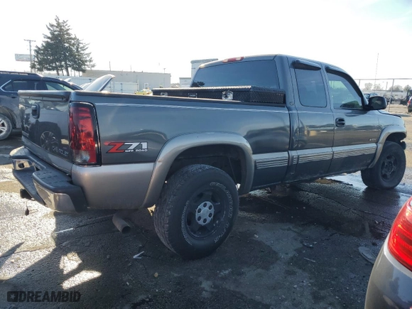 2002 Chevrolet Silverado 1500 LS with VIN 2GCEK19V121325686, listed as a Copart auction lot 42398665 with 188,357 mi miles and Salvage Title. Bid and sale history available at carsss.com. Image 3.