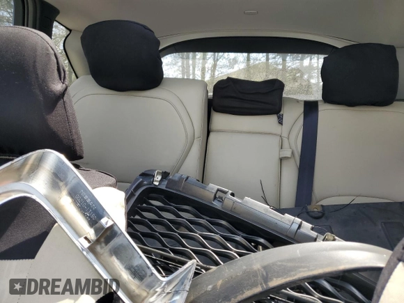 2019 Infiniti QX50 Luxe z VIN 3PCAJ5M34KF140172, wystawiony jako Copart lot #54105675 z przebiegiem Nie podano mil oraz Szkoda całkowita • Salvage title. Historia ofert i sprzedaży dostępna na DreamBid. Obrazek 10.