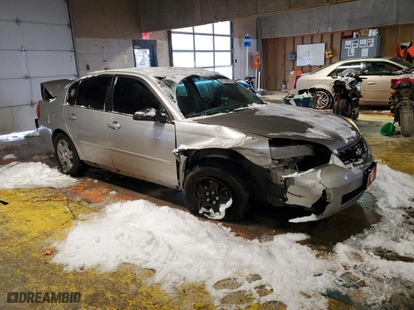 2008 Chevrolet Malibu Classic LT with VIN 1G1ZT58N78F147977, listed as a Copart auction lot 87678995 with NaN miles and Salvage Title. Bid and sale history available at carsss.com. Image 4.