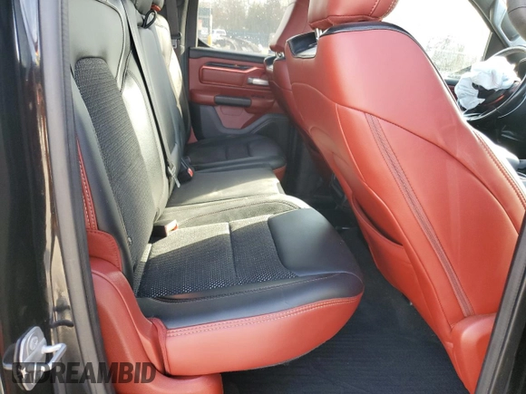 2019 Ram 1500 Rebel z VIN 1C6SRFET5KN580766, wystawiony jako Copart lot #54126805 z przebiegiem 129 515 mil mil oraz Szkoda całkowita • Salvage title. Historia ofert i sprzedaży dostępna na DreamBid. Obrazek 10.