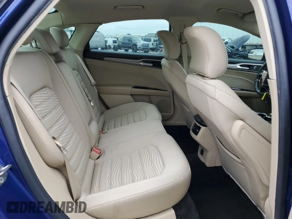 2016 Ford Fusion SE with VIN 3FA6P0HD0GR327172, listed as a Copart auction lot 70496634 with 92,053 mi miles and Salvage title. Bid and sale history available at DreamBid. Image 11.