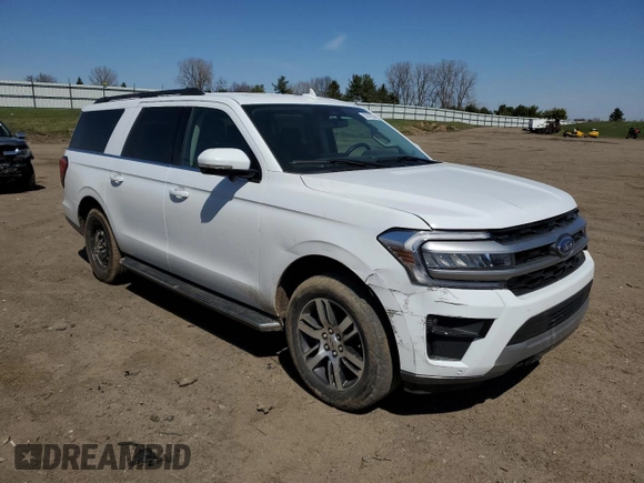 2023 Ford Expedition Max XLT with VIN 1FMJK1J83PEA13732, listed as a Copart auction lot 52970035 with 34,123 mi miles and Salvage title. Bid and sale history available at DreamBid. Image 4.