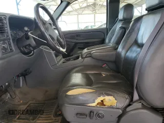 2004 Chevrolet Silverado 1500 Z71 with VIN 2GCEK19T441234008, listed as a Copart auction lot 43986885 with 298,530 mi miles and Salvage Title. Bid and sale history available at carsss.com. Image 7.