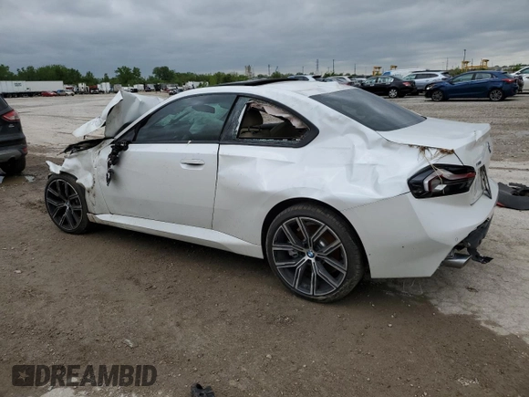 2023 BMW 2 Series 230i xDrive z VIN 3MW33CM02P8D50632, wystawiony jako Copart lot #52751724 z przebiegiem Nie podano mil oraz Szkoda całkowita • Salvage title. Historia ofert i sprzedaży dostępna na DreamBid. Obrazek 2.