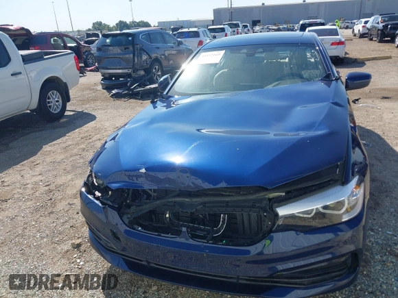 2020 BMW 5 Series 530i z VIN WBAJR3C03LCD11920, wystawiony jako IAAI lot #40532169 z przebiegiem 26 023 mil mil oraz . Historia ofert i sprzedaży dostępna na DreamBid. Obrazek 12.