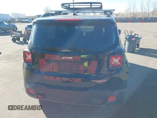 2018 Jeep Renegade Trailhawk with VIN ZACCJBCB4JPJ00887, listed as a IAAI auction lot 40981104 with 99,983 mi miles. Bid and sale history available at carsss.com. Image 16.