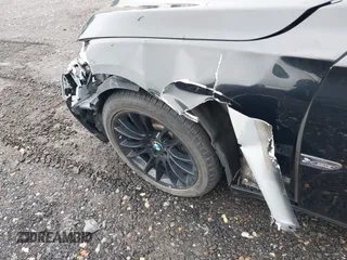 2010 BMW 7 Series 750Li xDrive z VIN WBAKC8C54AC430391, wystawiony jako IAAI lot #42199335 z przebiegiem Nie podano mil oraz . Historia ofert i sprzedaży dostępna na DreamBid. Obrazek 6.