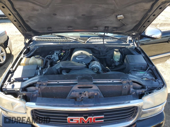 2001 GMC Yukon XL SLE with VIN 3GKFK16T31G132229, listed as a Copart auction lot 71603784 with 236,010 mi miles and Salvage Title. Bid and sale history available at carsss.com. Image 12.