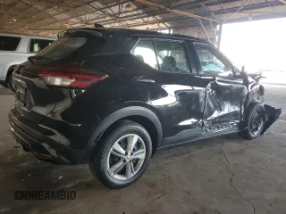 2022 Nissan Kicks S z VIN 3N1CP5BV8NL506994, wystawiony jako Copart lot #85803864 z przebiegiem 42 916 mil mil oraz Szkoda całkowita • Salvage title. Historia ofert i sprzedaży dostępna na DreamBid. Obrazek 3.
