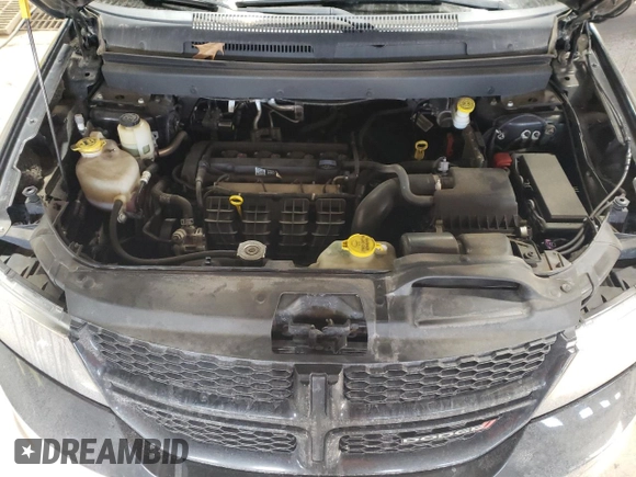 2019 Dodge Journey SE with VIN 3C4PDCBB1KT778770, listed as a Copart auction lot 44817635 with 118,649 mi miles and Salvage Title. Bid and sale history available at DreamBid. Image 14.
