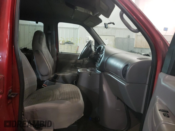 2002 Ford Econoline Passenger XL with VIN 1FMRE11W82HB74447, listed as a Copart auction lot 60527942 with 196,426 mi miles and Non Repairable. Bid and sale history available at DreamBid. Image 5.