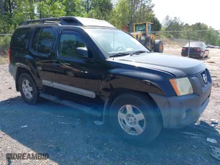 2005 Nissan Xterra S with VIN 5N1AN08U65C658002, listed as a IAAI auction lot 42005601 with 127,320 mi miles. Bid and sale history available at carsss.com. Image 1.