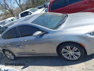 2016 Chrysler 200 Limited with VIN 1C3CCCAB7GN134043, listed as a IAAI auction lot 41600807 with 112,216 mi miles. Bid and sale history available at carsss.com. Image 13.