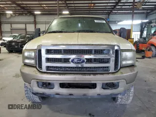 2003 Ford Excursion Eddie Bauer with VIN 1FMSU45P23EC07826, listed as a Copart auction lot 83909884 with 261,656 mi miles and Clean title. Bid and sale history available at DreamBid. Image 5.