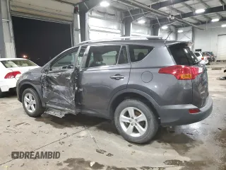 2013 Toyota RAV4 XLE with VIN 2T3RFREVXDW008185, listed as a Copart auction lot 45594385 with 97,915 mi miles and Salvage Title. Bid and sale history available at carsss.com. Image 2.