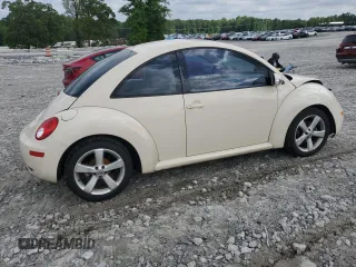 2006 Volkswagen Beetle with VIN 3VWSR31C56M422745, listed as a Copart auction lot 57027055 with 256,916 mi miles and Salvage title. Bid and sale history available at DreamBid. Image 3.