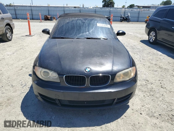 2008 BMW 1 Series 128i with VIN WBAUL73558VE88787, listed as a Copart auction lot 64285035 with 267,985 mi miles and Clean title. Bid and sale history available at DreamBid. Image 5.