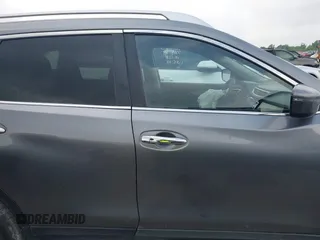 2016 Nissan Rogue SV z VIN KNMAT2MV6GP635951, wystawiony jako IAAI lot #42120009 z przebiegiem Nie podano mil oraz . Historia ofert i sprzedaży dostępna na DreamBid. Obrazek 12.
