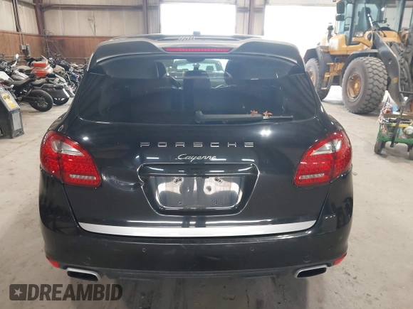 2014 Porsche Cayenne Diesel with VIN WP1AF2A25ELA45518, listed as a IAAI auction lot 42537736 with 210,836 mi miles and . Bid and sale history available at DreamBid. Image 16.