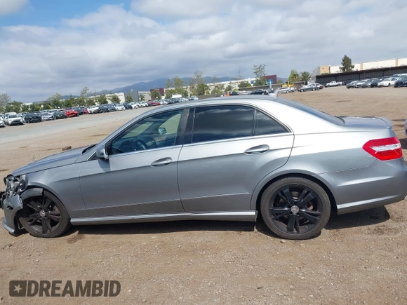2013 Mercedes-Benz E 400 Sport with VIN WDDHF9FB6DA741371, listed as a IAAI auction lot 42141161 with 208,676 mi miles and . Bid and sale history available at DreamBid. Image 14.