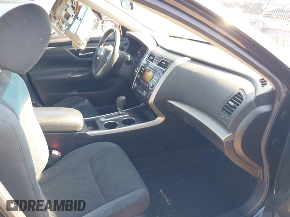 2015 Nissan Altima SV with VIN 1N4AL3AP1FC258422, listed as a IAAI auction lot 41537701 with 129,355 mi miles and . Bid and sale history available at carsss.com. Image 5.