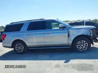 2023 Ford Expedition Max XLT with VIN 1FMJK1J86PEA03874, listed as a IAAI auction lot 41742291 with 45,822 mi miles and . Bid and sale history available at DreamBid. Image 13.
