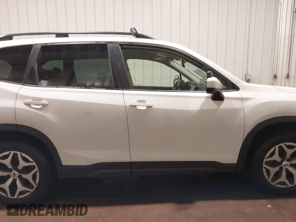 2021 Subaru Forester Premium with VIN JF2SKAFC5MH409162, listed as a IAAI auction lot 40907370 with 30,431 mi miles and . Bid and sale history available at DreamBid. Image 14.