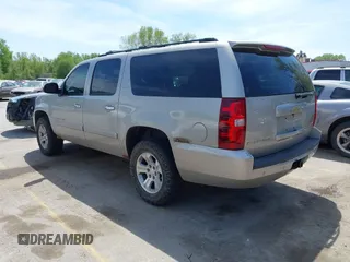 2007 Chevrolet Suburban LT with VIN 3GNFK16367G246091, listed as a IAAI auction lot 42105259 with 216,014 mi miles. Bid and sale history available at carsss.com. Image 3.