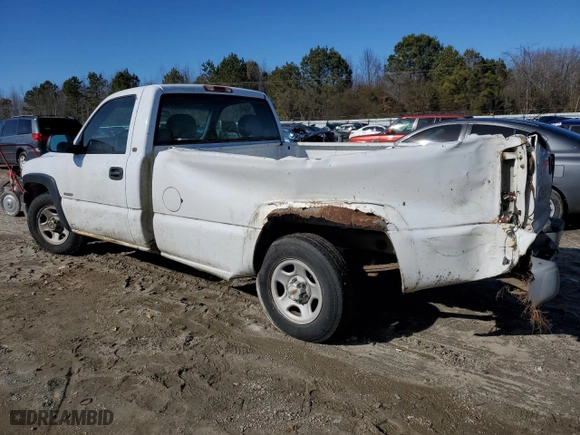 2000 Chevrolet Silverado 1500 with VIN 1GCEC14W7YE202012, listed as a Copart auction lot 44597655 with 186,252 mi miles and Clean Title. Bid and sale history available at carsss.com. Image 2.