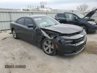 2015 Dodge Charger SXT z VIN 2C3CDXHG4FH844496, wystawiony jako Copart lot #86100084 z przebiegiem 110 090 mil mil oraz Szkoda całkowita • Salvage title. Historia ofert i sprzedaży dostępna na DreamBid. Obrazek 4.