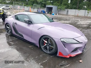 2021 Toyota Supra 3.0 with VIN WZ1DB0C03MW040150, listed as a IAAI auction lot 42704929 with 15,076 mi miles and . Bid and sale history available at DreamBid. Image 1.