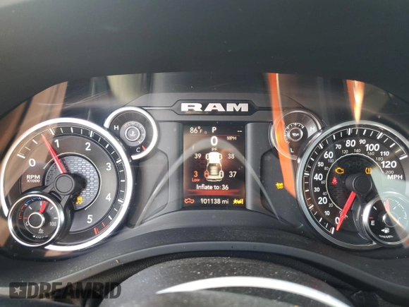 2021 Ram 1500 Big Horn z VIN 1C6RREFM8MN630286, wystawiony jako Copart lot #52309255 z przebiegiem 101 138 mil mil oraz Szkoda całkowita • Salvage title. Historia ofert i sprzedaży dostępna na DreamBid. Obrazek 9.