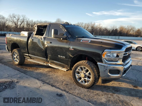 2022 Ram 2500 Tradesman with VIN 3C6UR5CL3NG126678, listed as a Copart auction lot 43810145 with 174,667 mi miles and Salvage Title. Bid and sale history available at carsss.com. Image 4.
