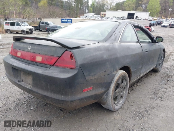 2000 Honda Accord EX with VIN 1HGCG2258YA015950, listed as a IAAI auction lot 41925715 with 366,108 mi miles and . Bid and sale history available at DreamBid. Image 4.