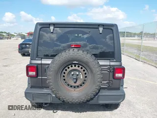 2019 Jeep Wrangler Unlimited Sport S z VIN 1C4HJXDN9KW636592, wystawiony jako IAAI lot #42159099 z przebiegiem 82 580 mil mil oraz . Historia ofert i sprzedaży dostępna na DreamBid. Obrazek 17.