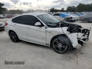 2018 BMW X4 xDrive28i with VIN 5UXXW3C57J0T80573, listed as a Copart auction lot 81038214 with 100,912 mi miles and Non Repairable. Bid and sale history available at carsss.com. Image 4.