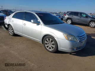 2005 Toyota Avalon XL with VIN 4T1BK36B75U027513, listed as a IAAI auction lot 41290404 with 219,451 mi miles and . Bid and sale history available at carsss.com. Image 1.